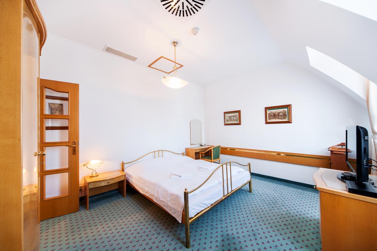 Voyta Hotel 4*